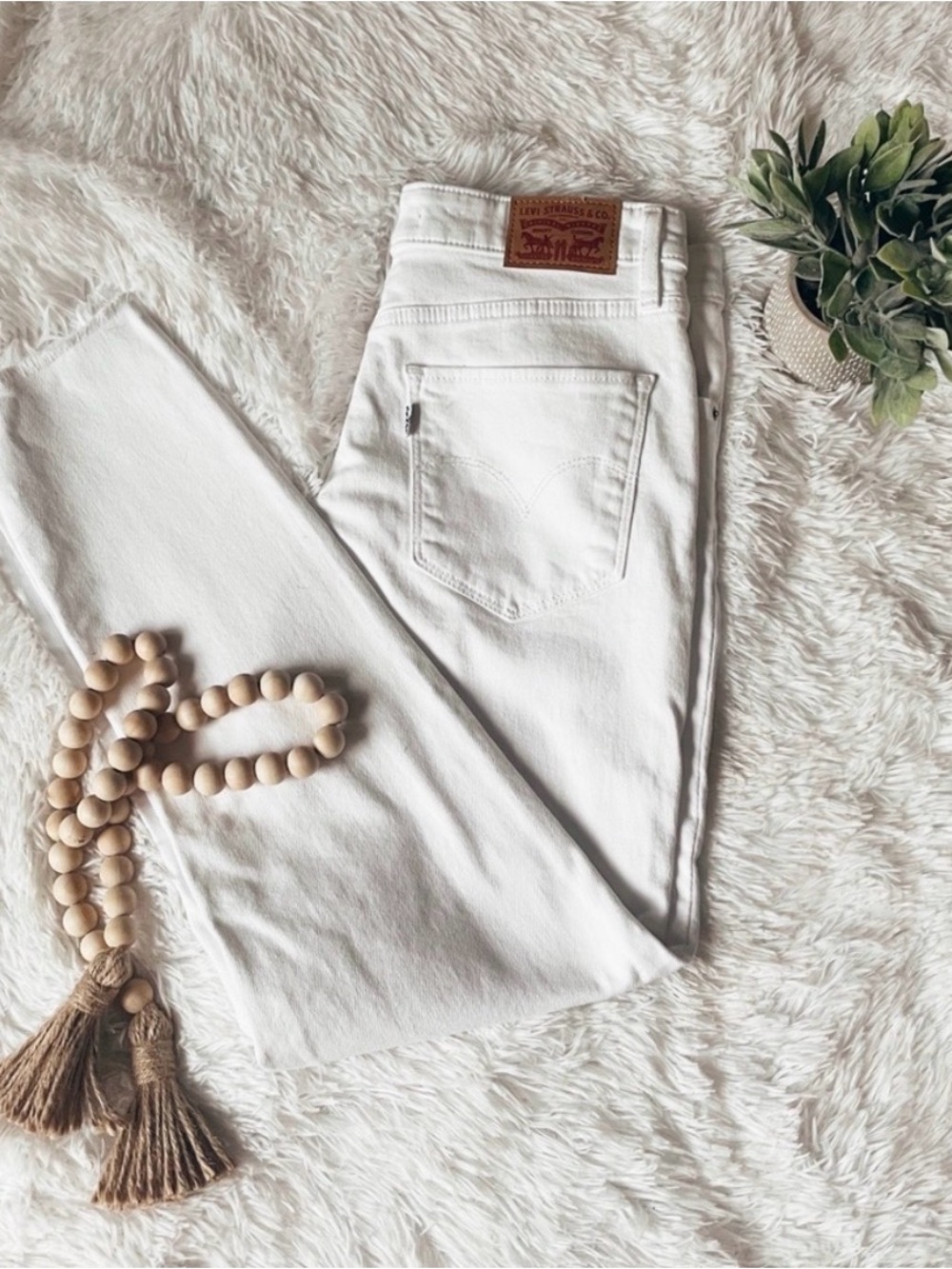 Levi's 721 Distressed White Skinny Jeans for Women NWTS size 30
